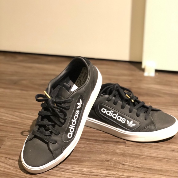 adidas black sleek shoes